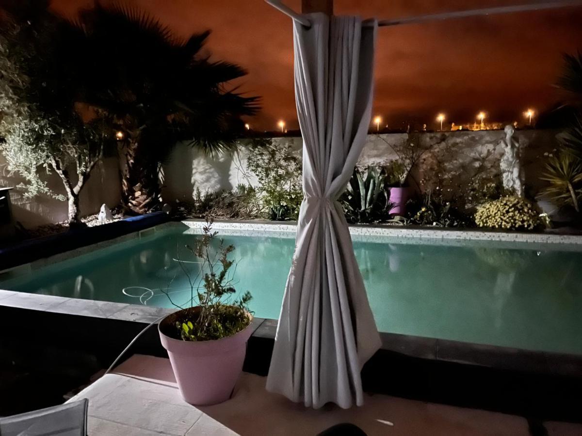 Villa Des Romieux Pinet  Eksteriør billede